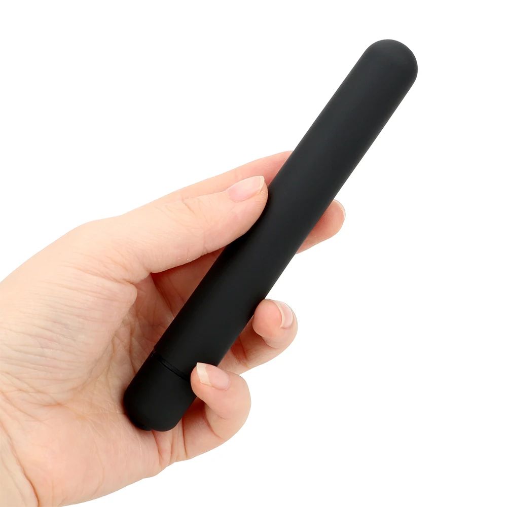 Bullet-Vibrator-G-spot-Massager-in-a-hand